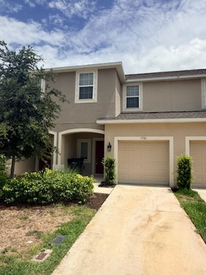Nokomis Apartment: 5780 Haven Ter