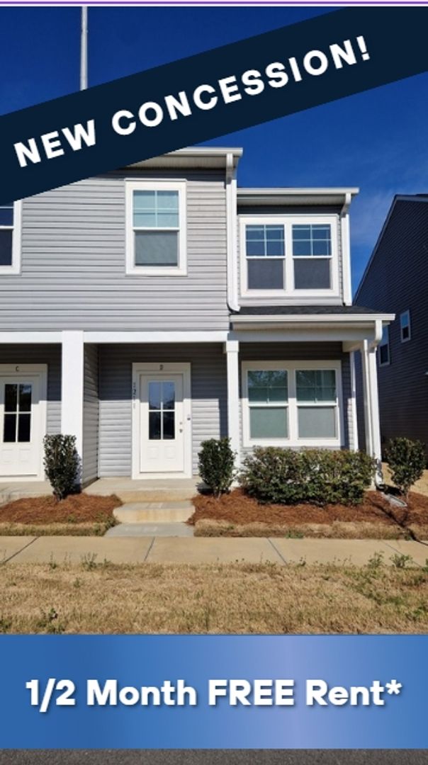 Mooresville Townhome: 1211 Pine St