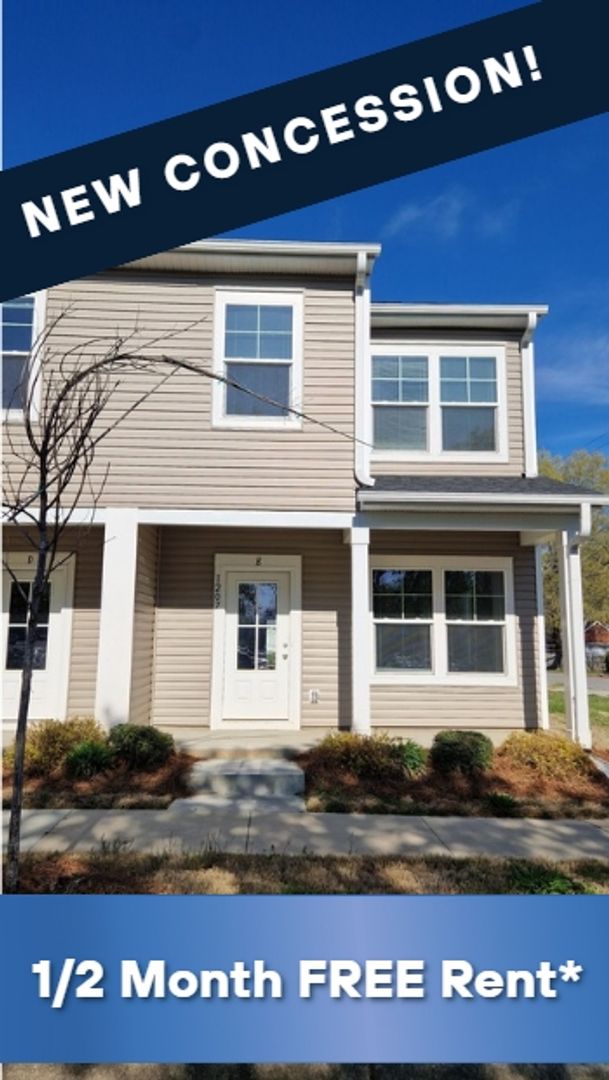 Mooresville Townhome: 1207 Pine St