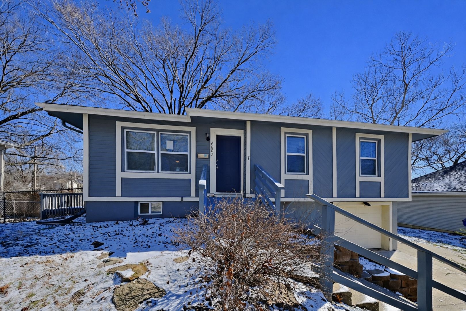 Kansas City House: 6607 N Indiana Ave