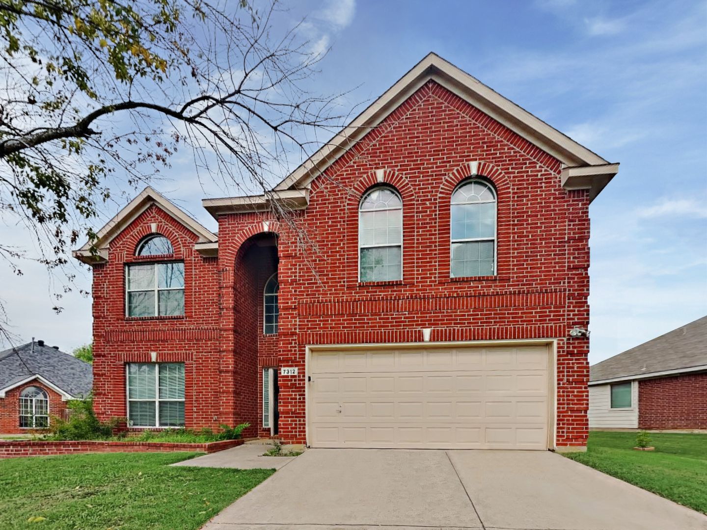 Denton House: 7312 Riverchase Trl