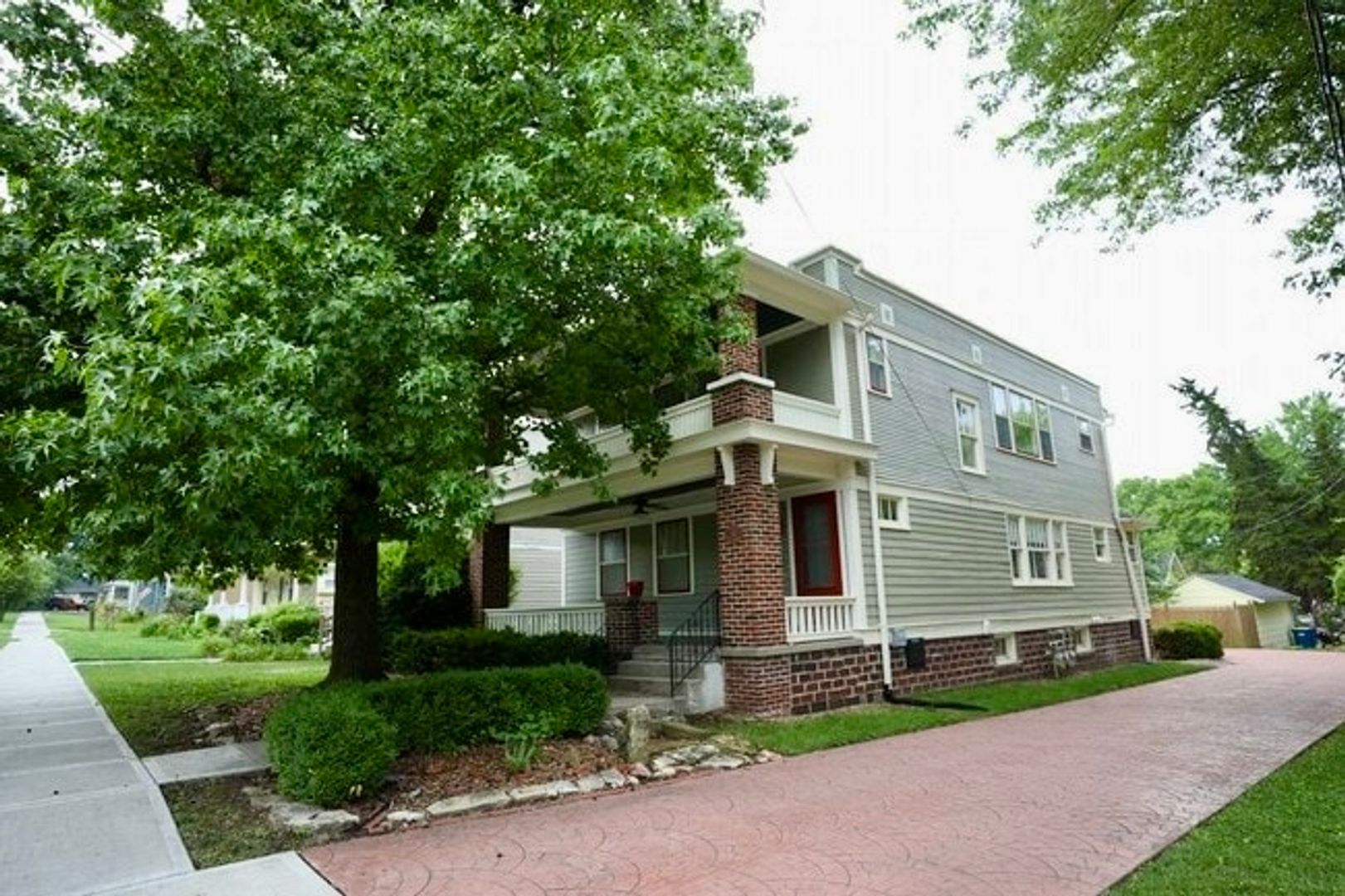 Liberty Apartment: 347 W Franklin St