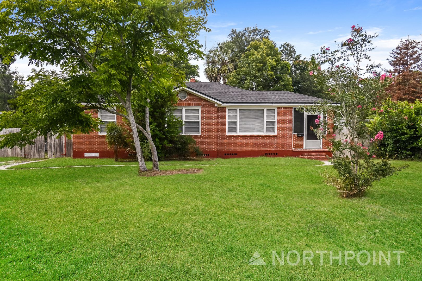Jacksonville House: 5709 Milmar Dr S