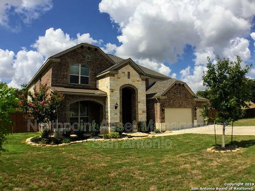 4BR/3.5BA | Single Family Home | 3-Car Garage Parking | Fenced backyard! – photo 1