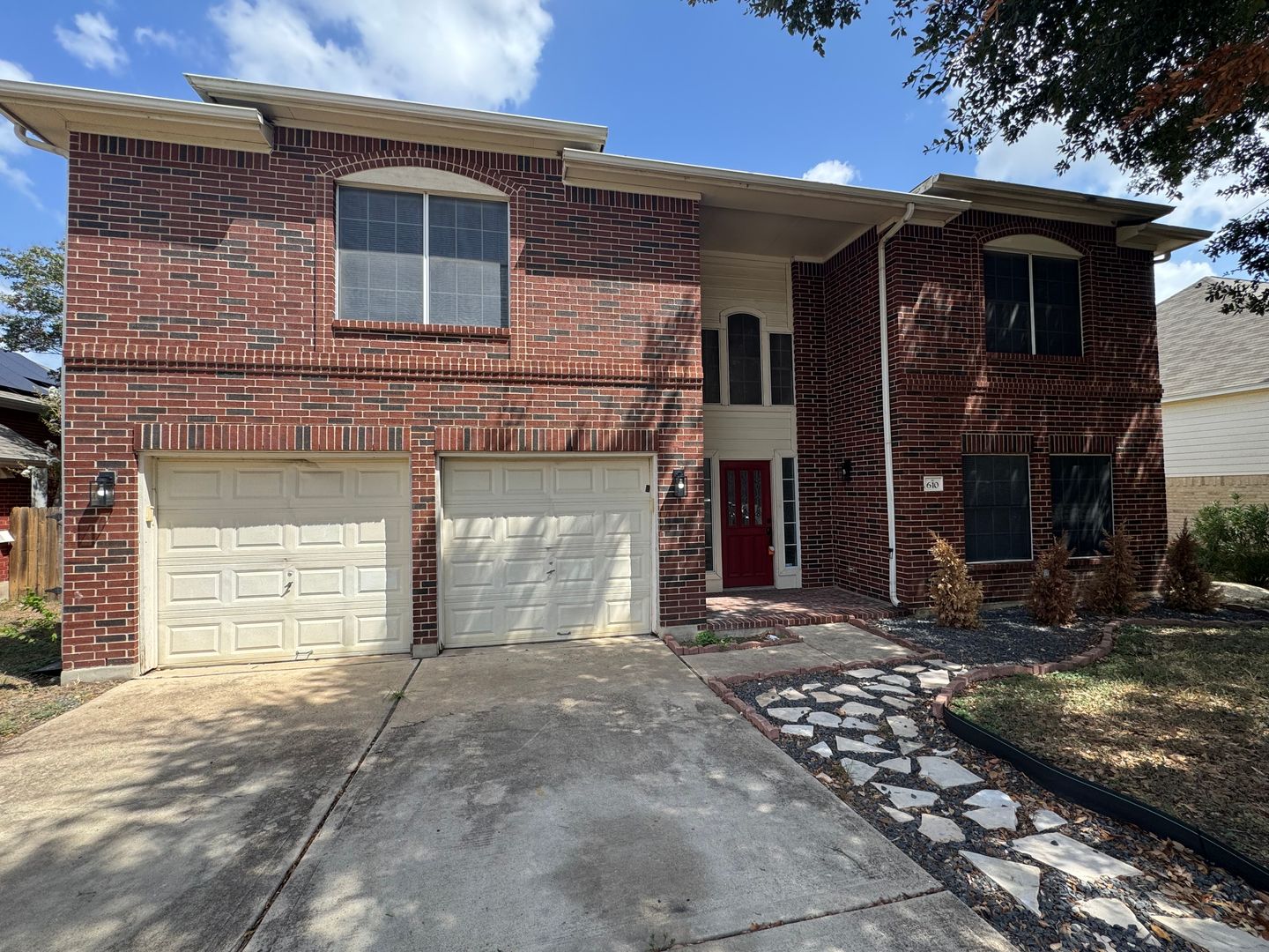 Pflugerville House: 610 Point Run Dr