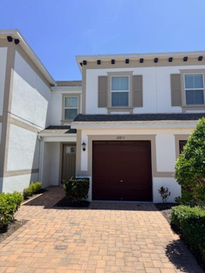 Lutz Townhome: 18873 Noble Caspian Dr