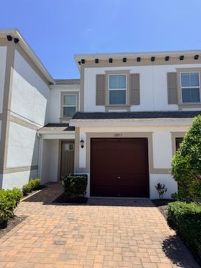 3 BR/2.5BA | Newly Renovated Single Family Home | Private Garage | In Sylvan Crossing! – photo 1