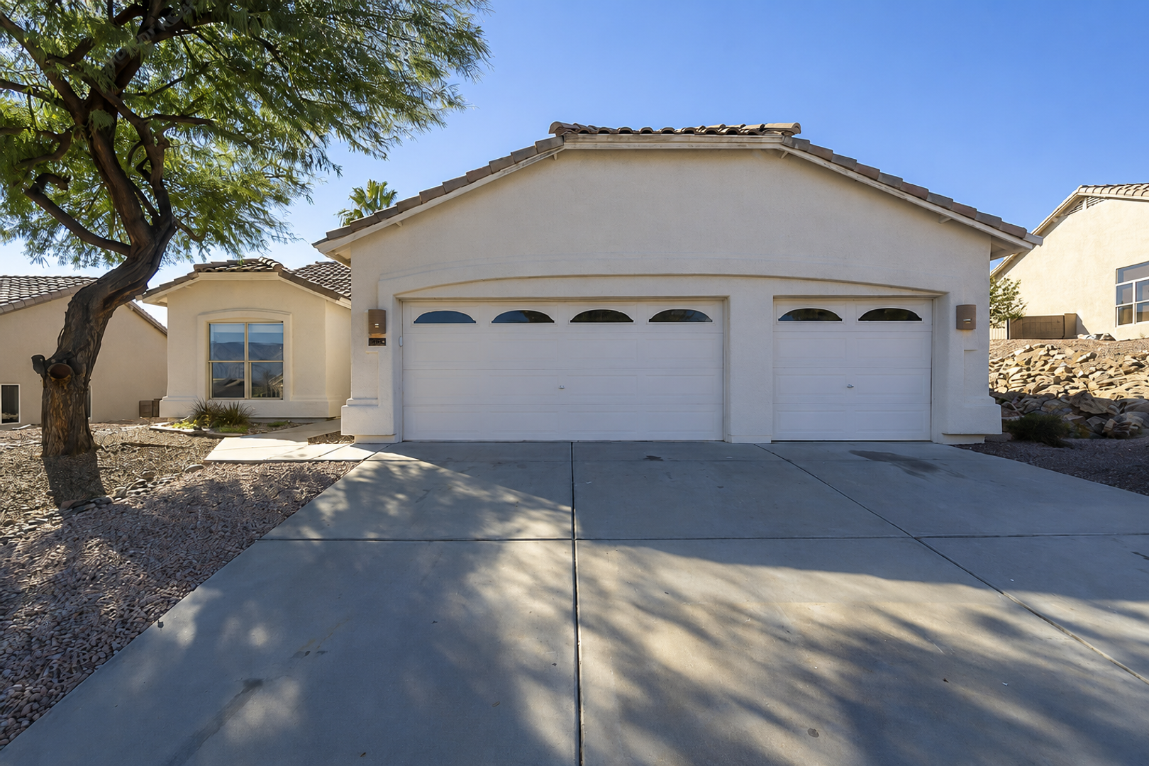 Tucson House: 2335 W Noble Heights Dr