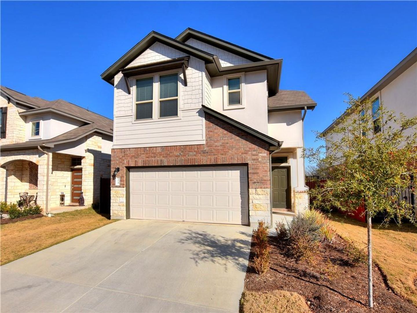 Cedar Park House: 3240 E Whitestone Blvd Unit 21