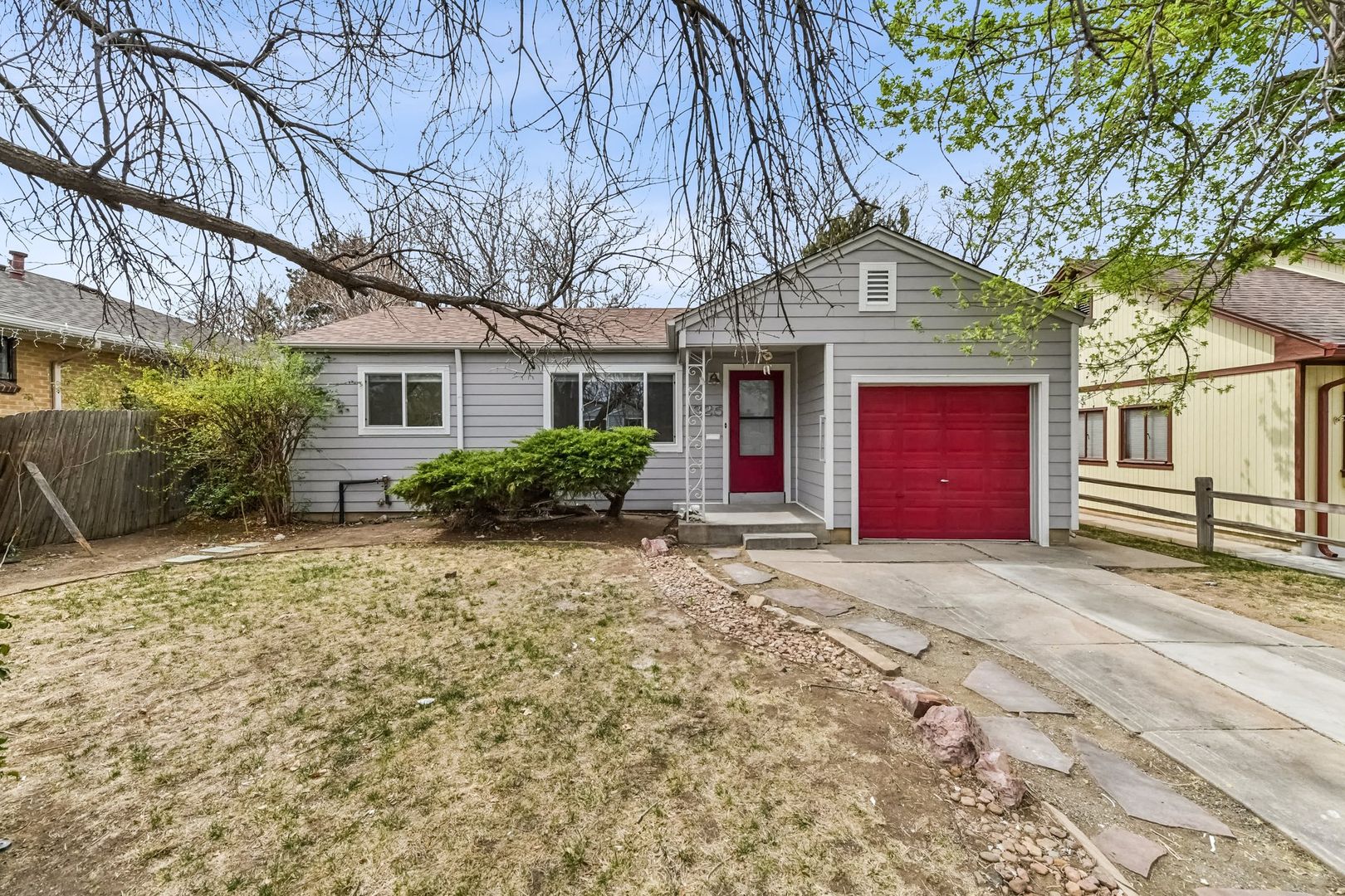 Aurora House: 1325 Lansing St