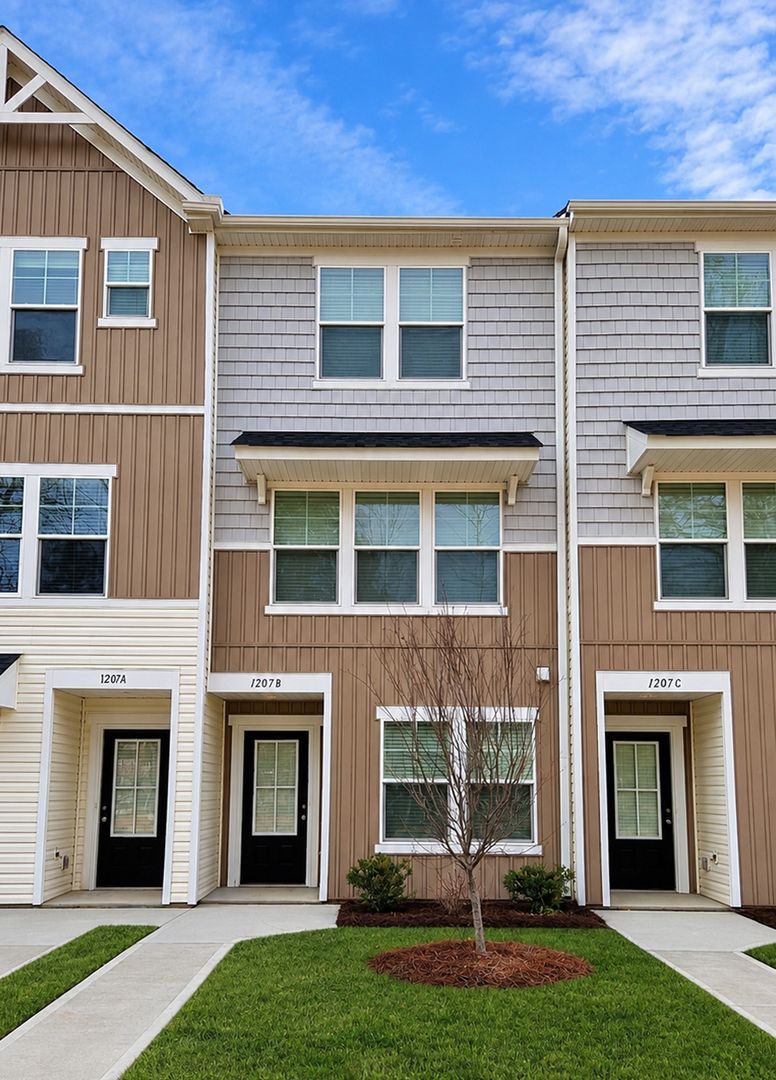 Mooresville Townhome: 1207 Briarhill Rd