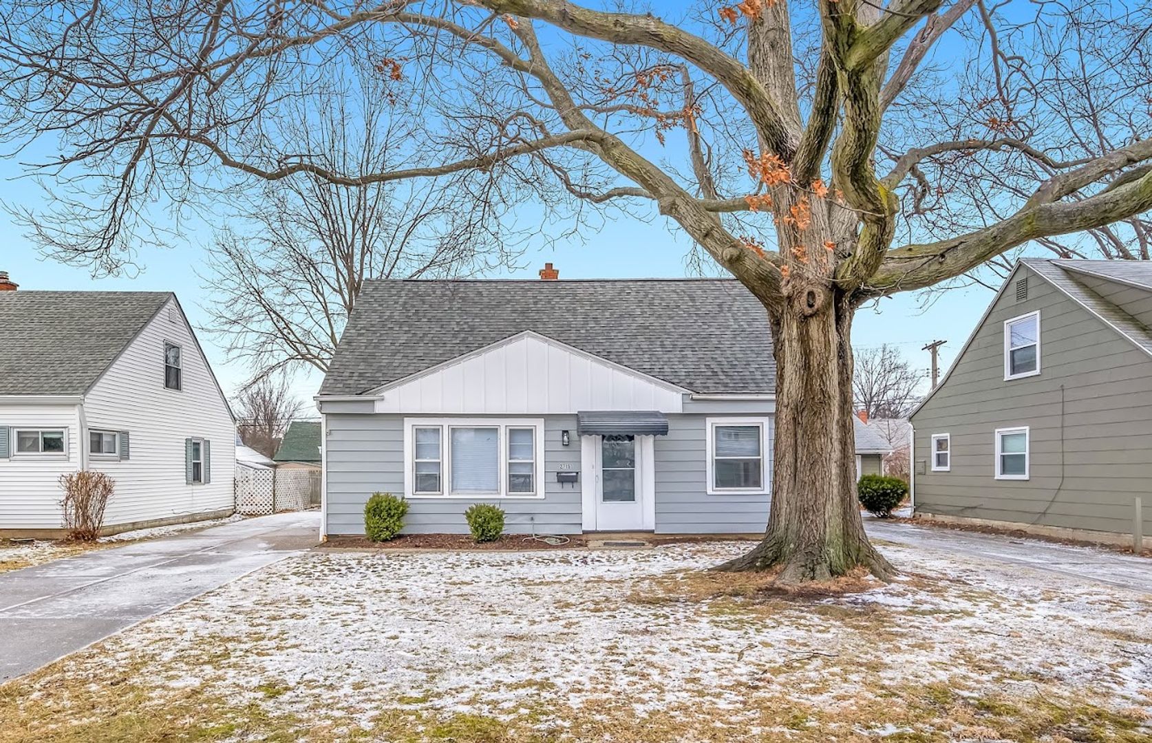 Euclid House: 27151 Farringdon Ave