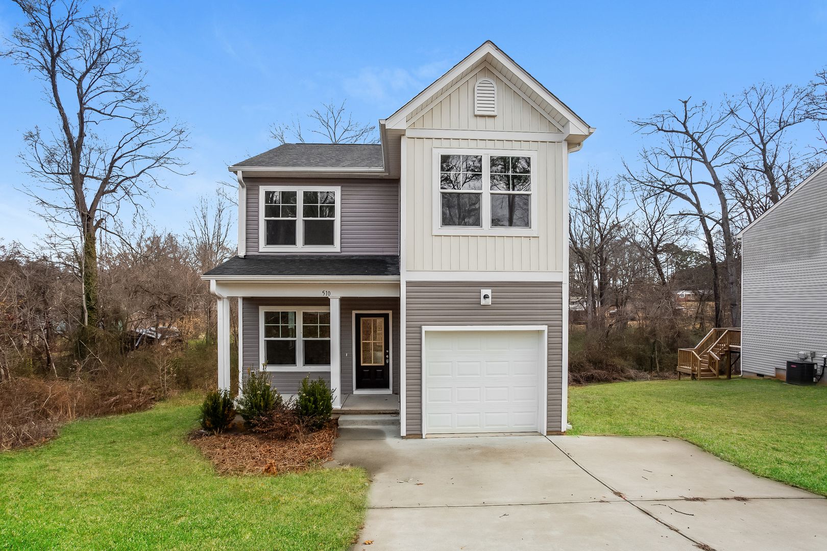 Salisbury House: 510 3rd St