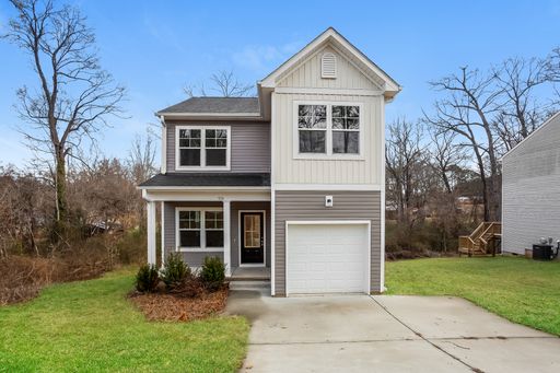3BR w/ 1-Car Garage near Downtown Salisbury – photo 1