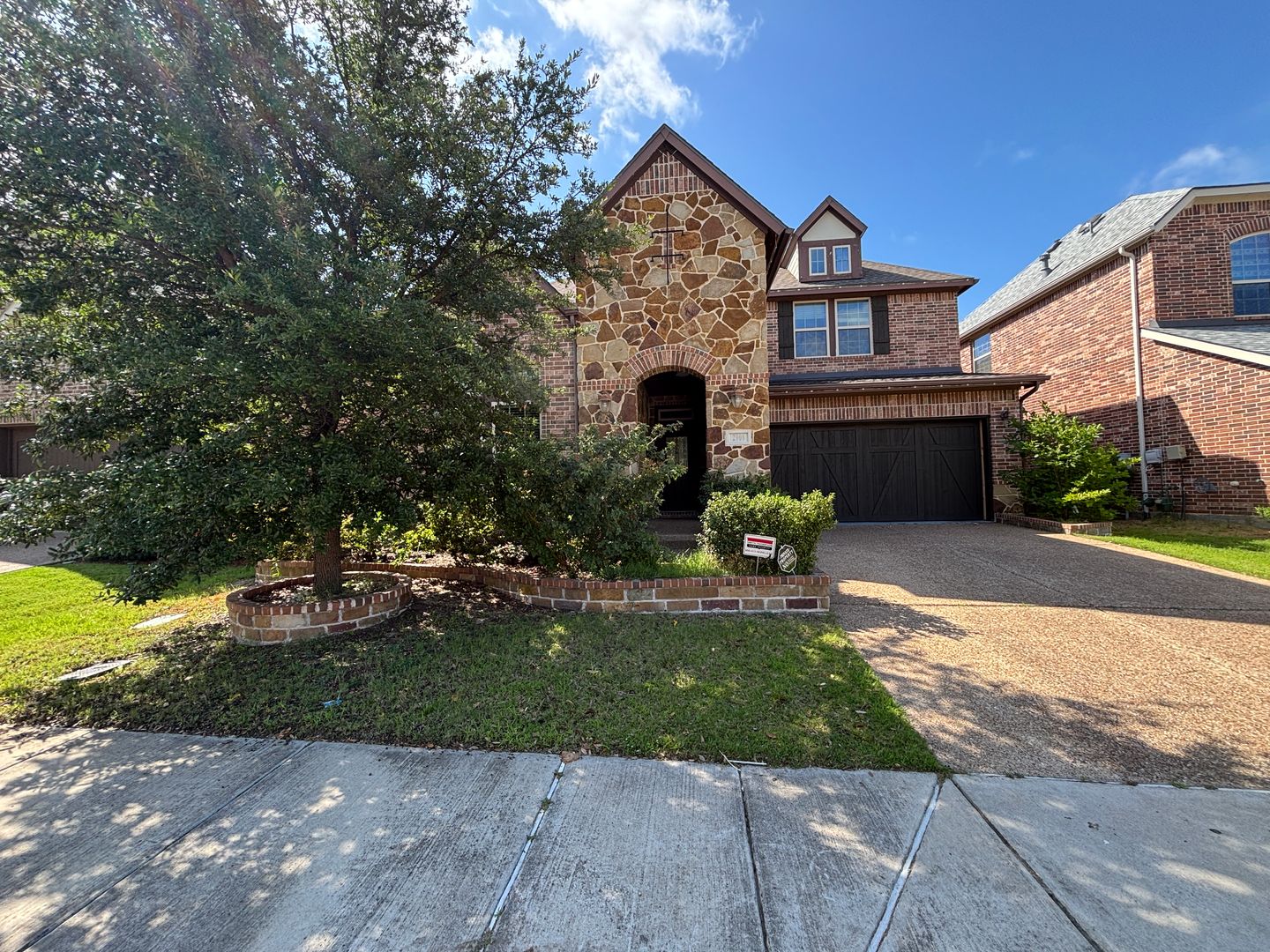 The Colony House: 2908 N Umberland Dr