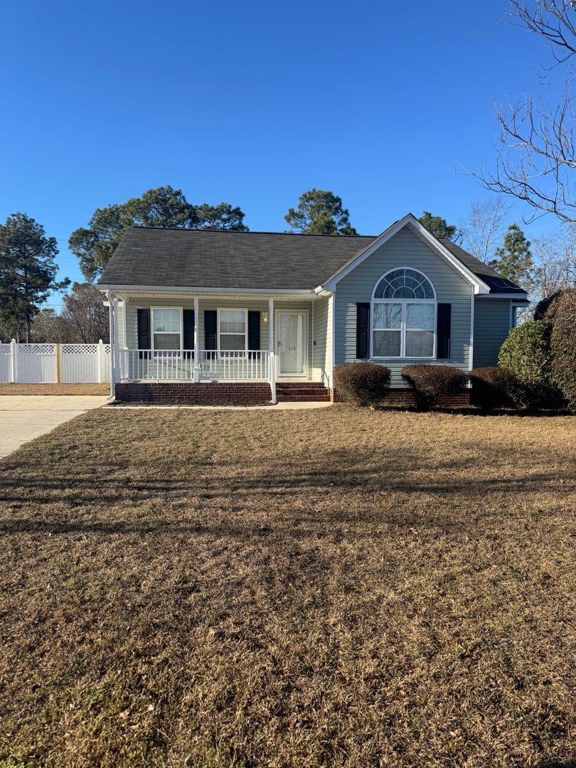 Gaston House: 175 Sandy Creek Ct