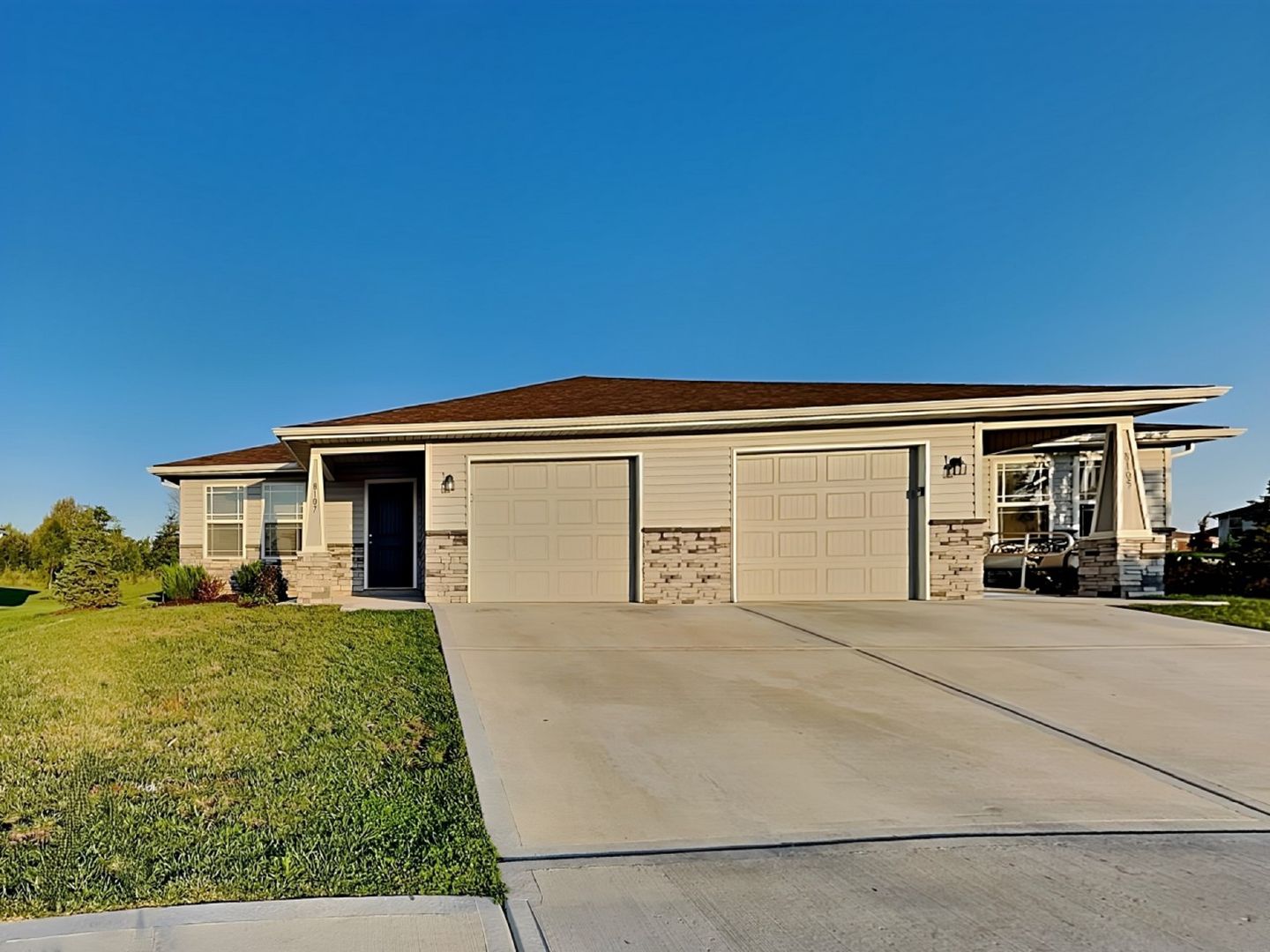 Blue Springs House: 8107 SW 3rd St