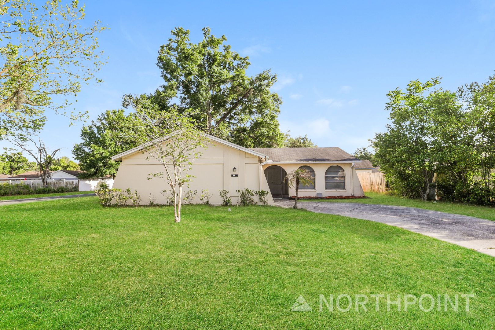 Brandon House: 601 Highview Ter S