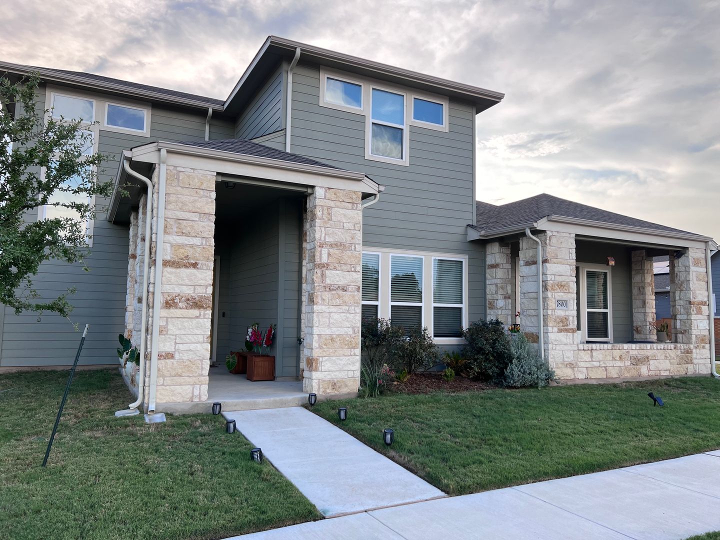 Austin House: 7800 Hillock Terrace