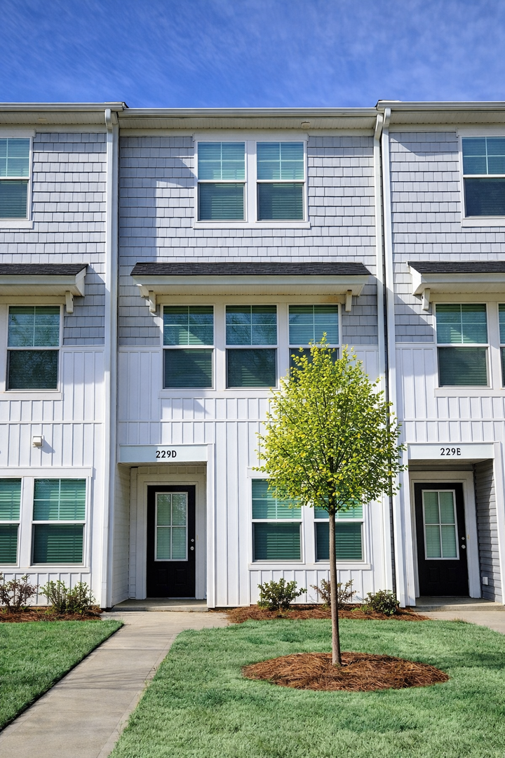 Mooresville Townhome: 229 Kennerly Ave