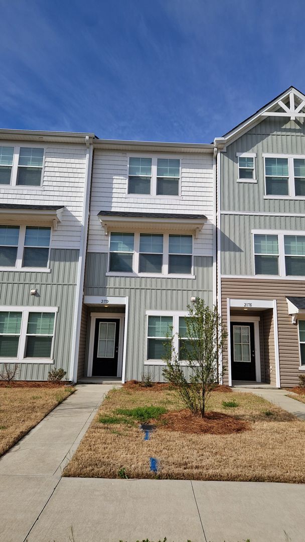 Mooresville Townhome: 217 Kennerly Ave