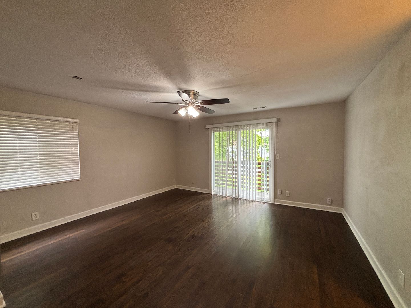Kansas City Apartment: 3704 Wyandotte St