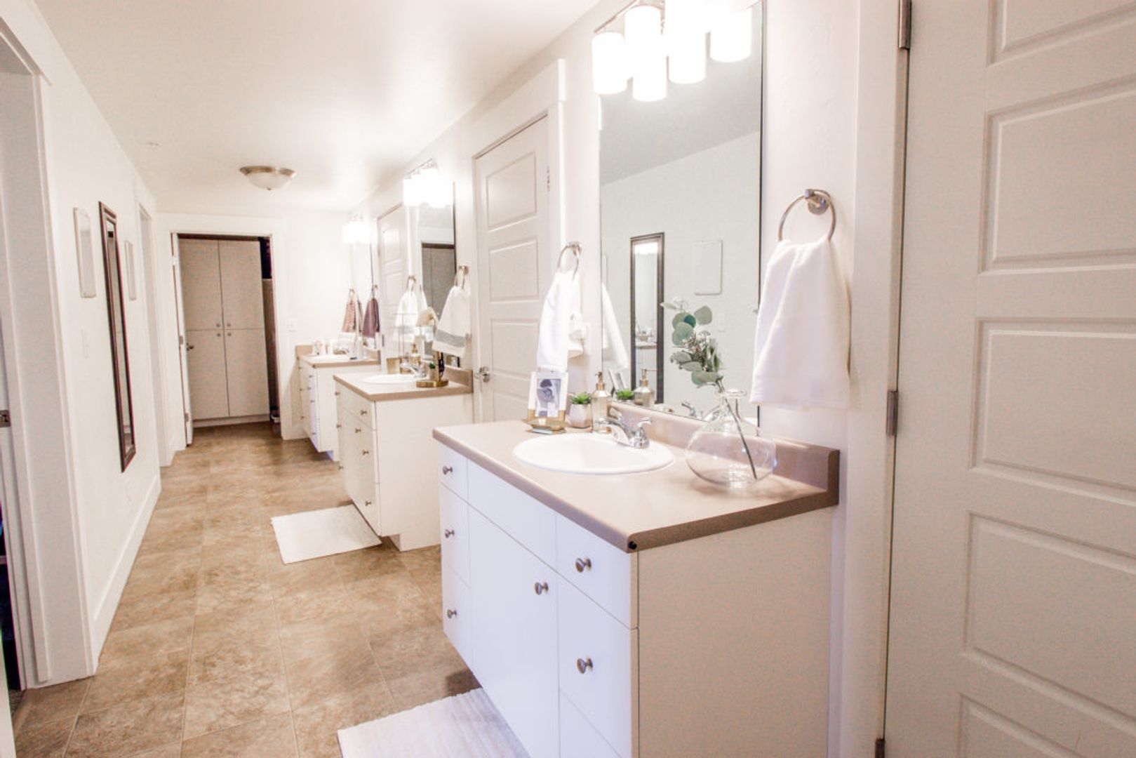 *ADVERTISING ONLY* WOMENS -  Upper 8 BED Located on floors 2-5