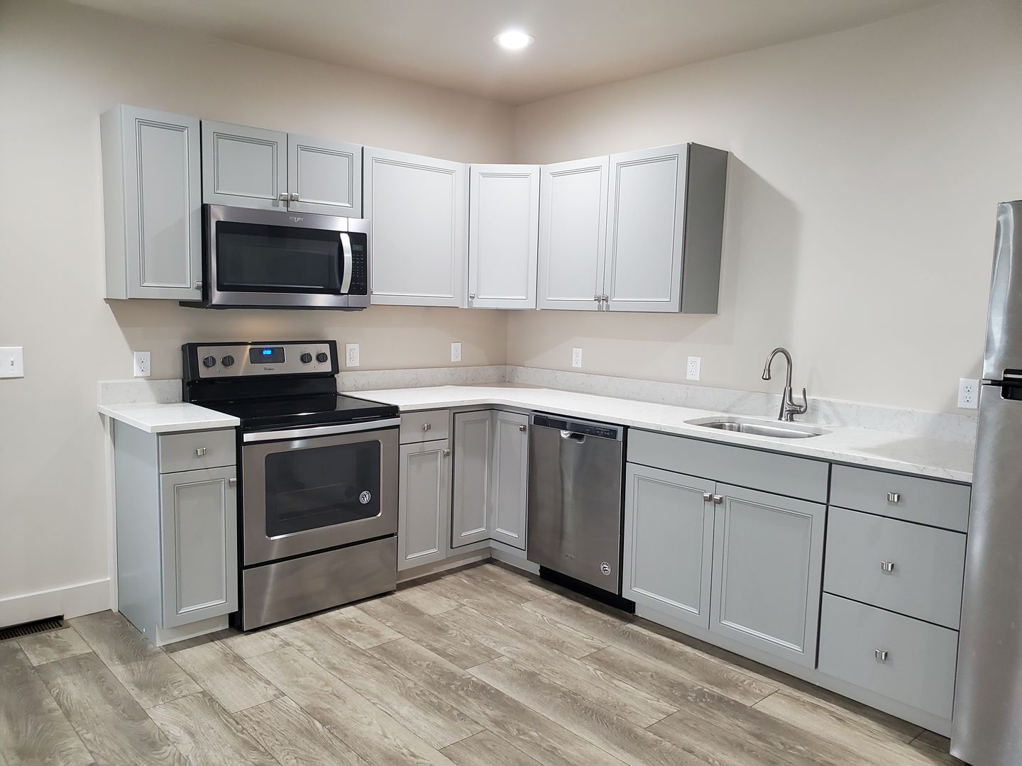 Lancaster Apartment: 134 E. Lemon St.