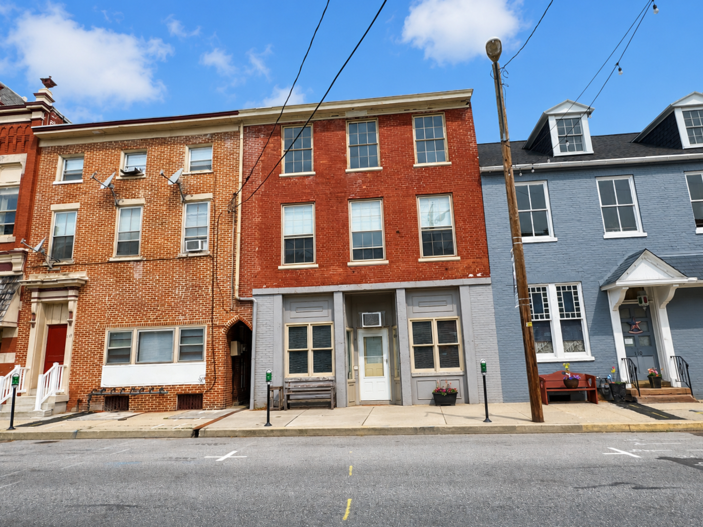 Marietta Apartment: 116 W. Market St.