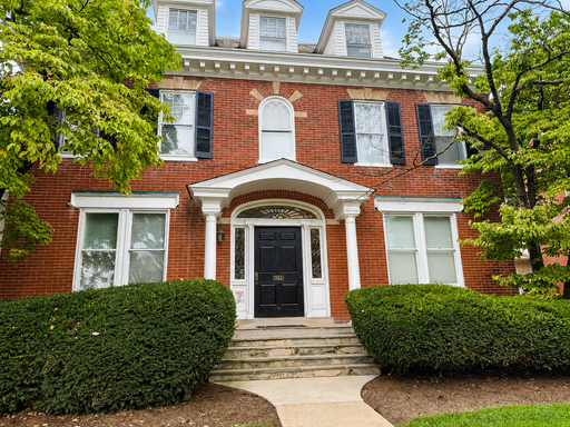 1 Bedroom Apartment in Prime Downtown Lititz Location!