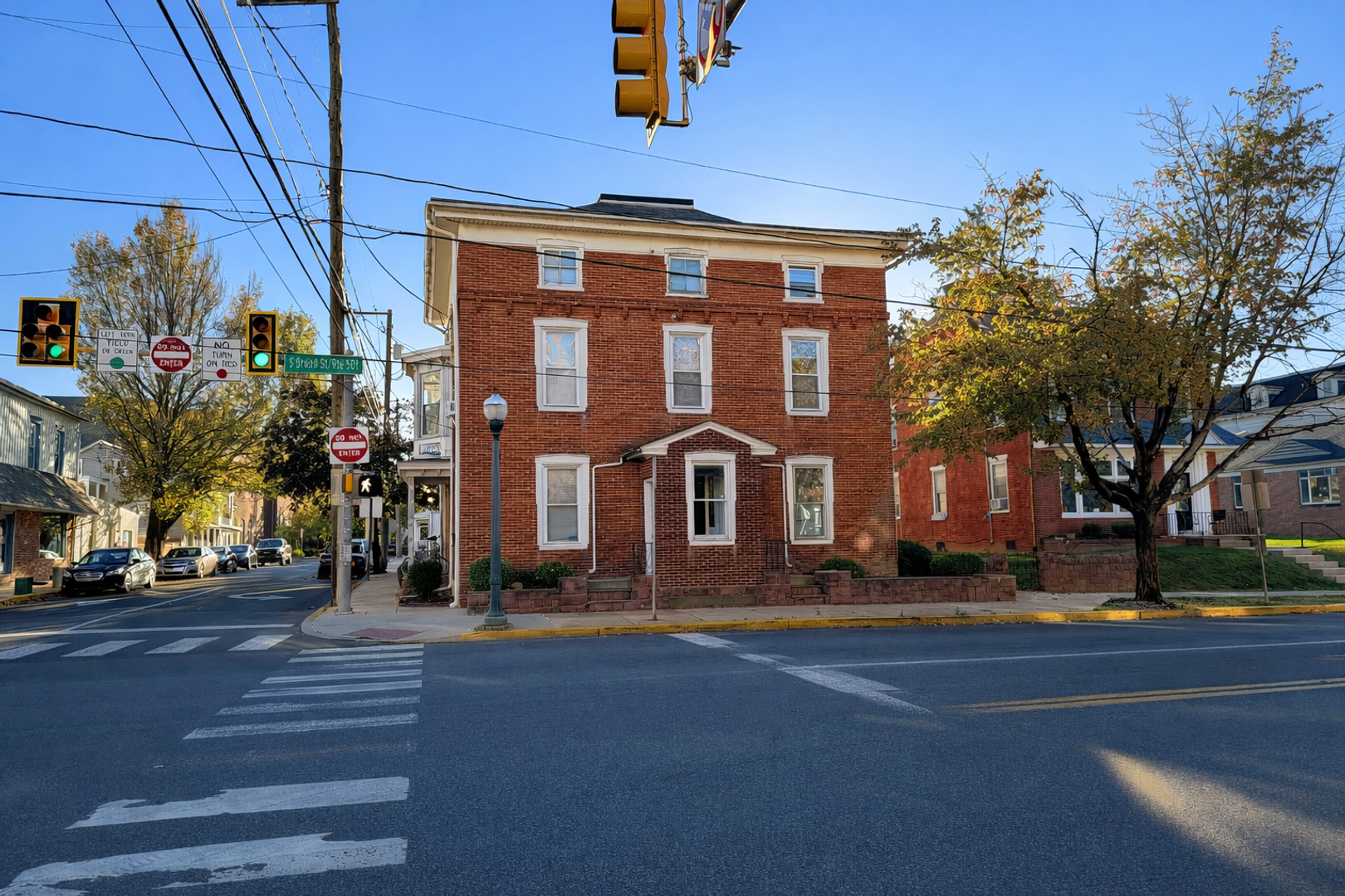 Lititz Apartment: 101 S Broad St
