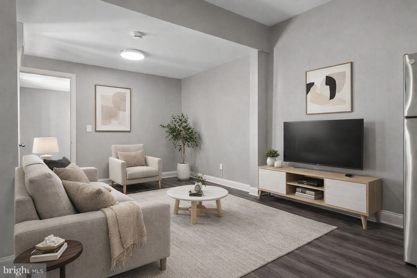 Lancaster Apartment: 249 N Mulberry St.