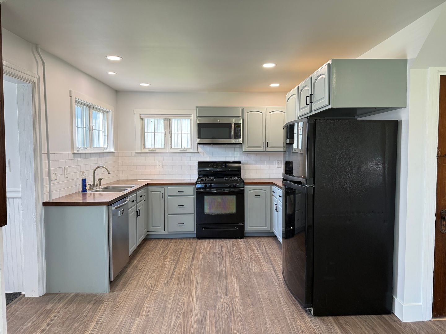 Mount Joy Apartment: 147 Manheim St.