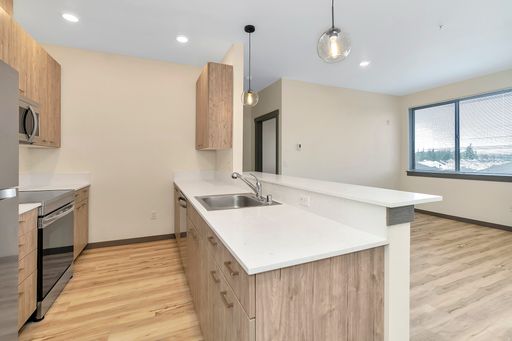 Listing photo thumbnail