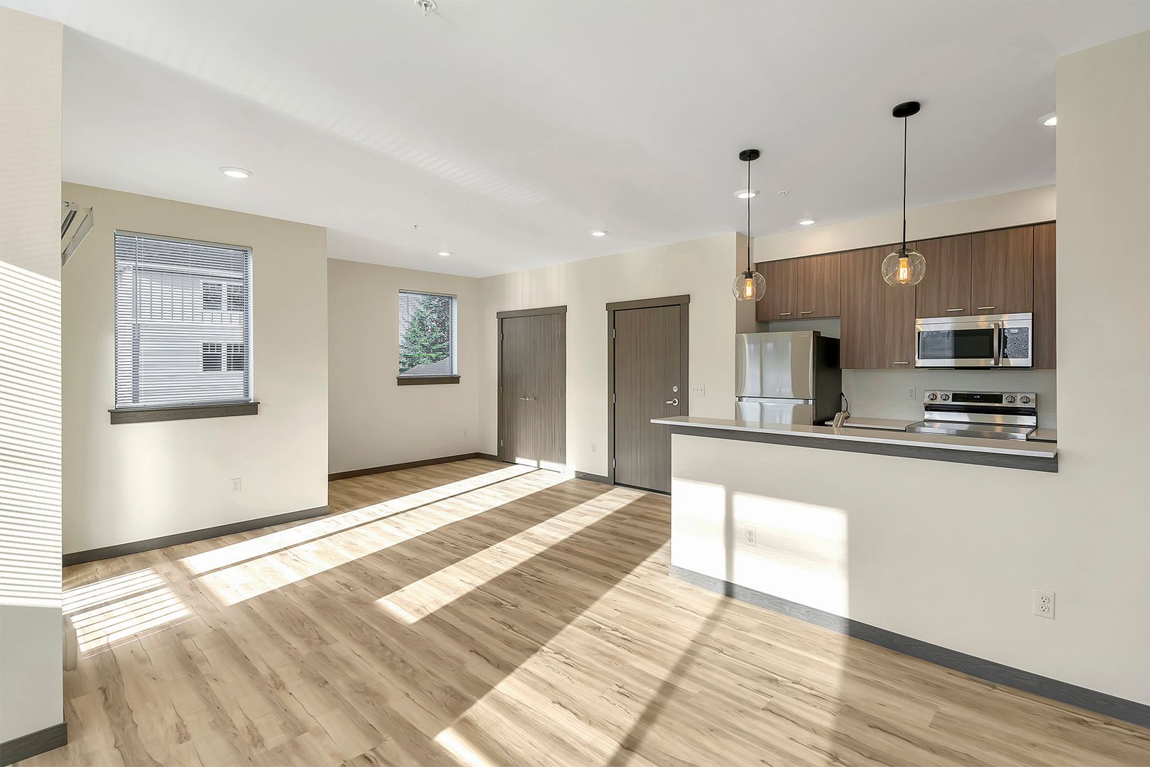 Puyallup Apartment: 13521 97th Ave E