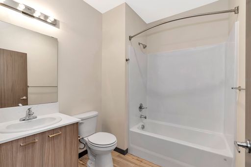 Listing photo thumbnail