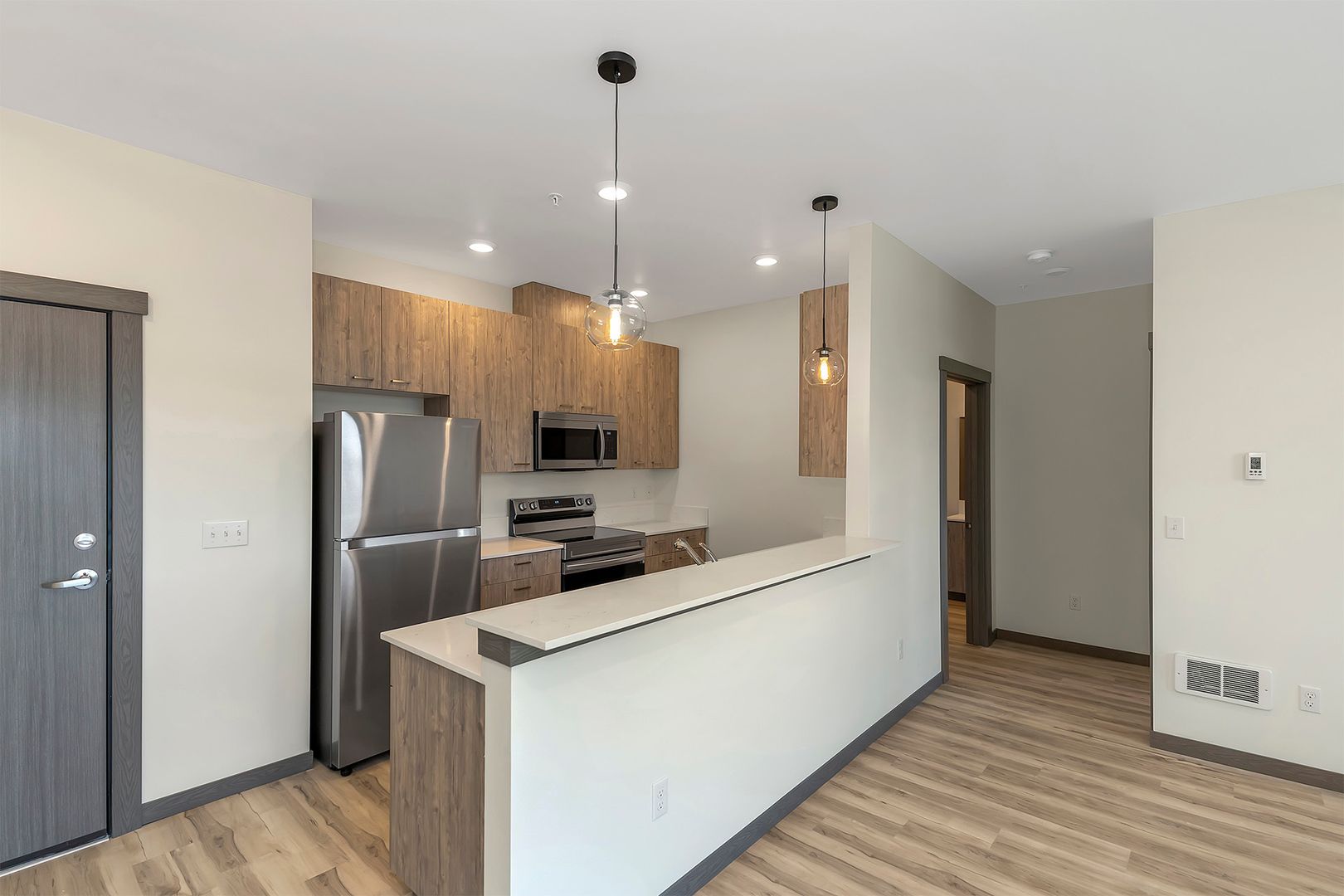 Puyallup Apartment: 13521 97th Ave E