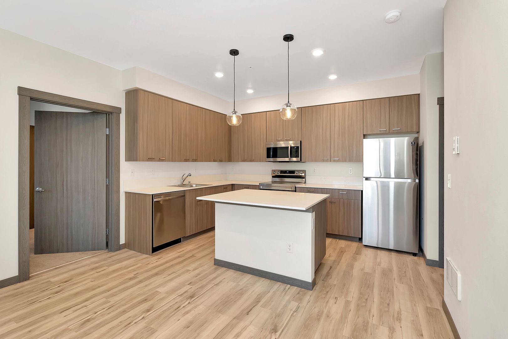 13521 97th Ave E, 103, Puyallup, WA 98373