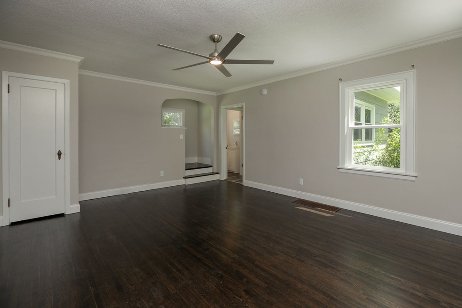8 18th Ave SW 8 of 12