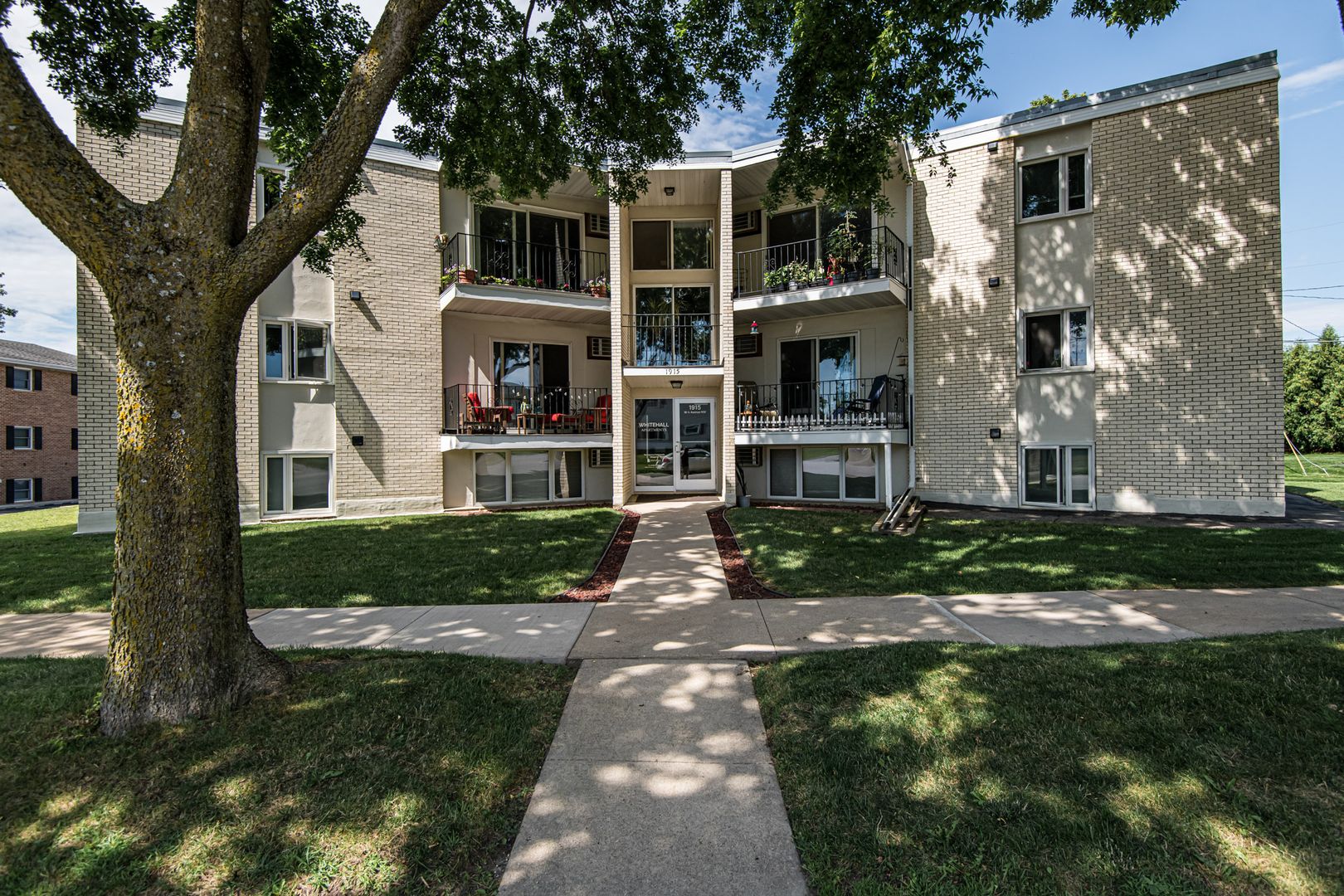 Rochester Apartment: 1855 19th Street NW