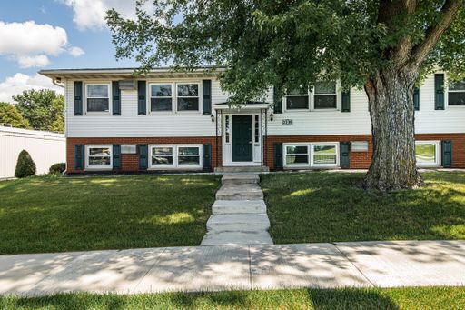 Deluxe 2 Bedroom 1 Bathroom Apartments Now Available – photo 1