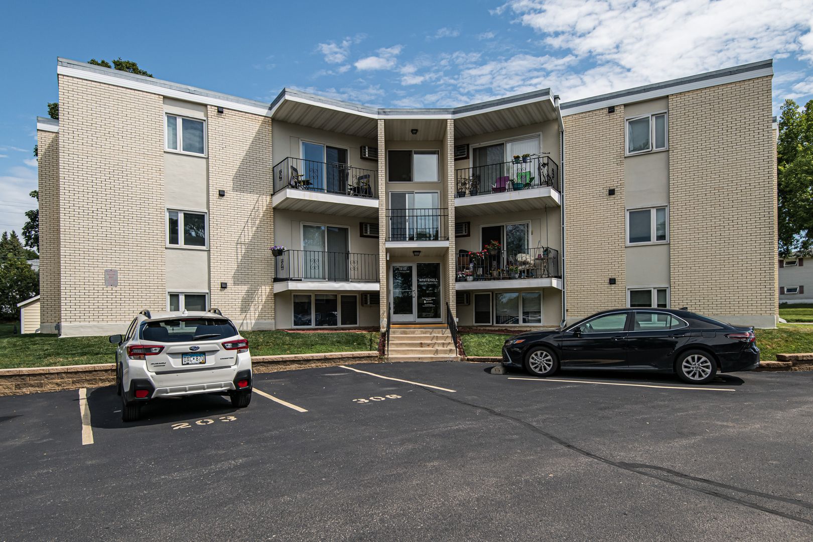 Rochester Apartment: 1855 19th Street NW