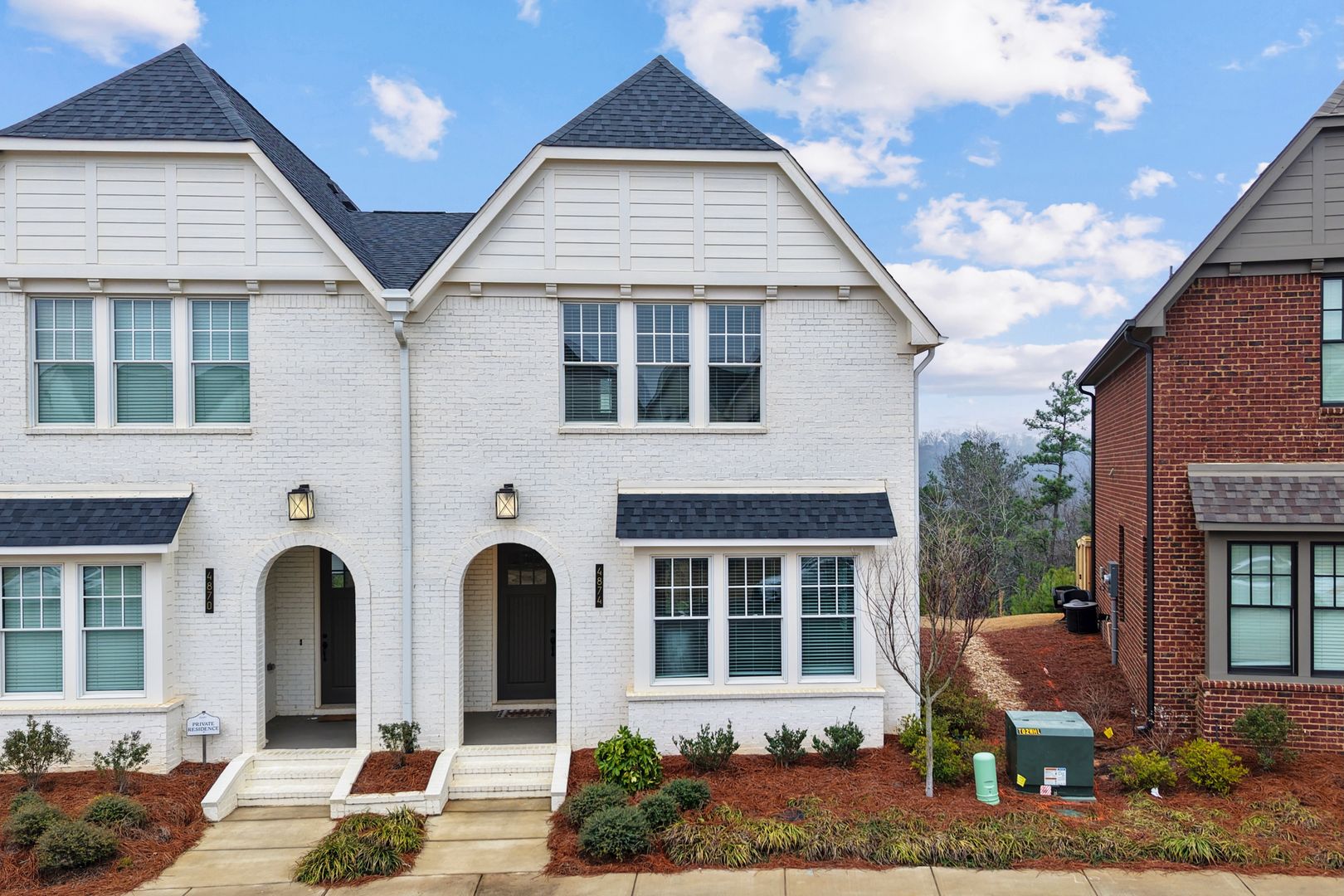 Hoover House: 4874 Silas Ave