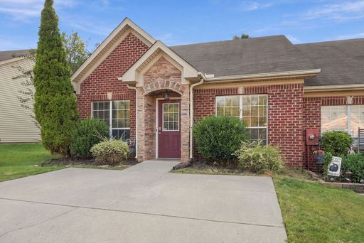 Neat and clean 2 bedroom town home home in Bessemer – photo 1