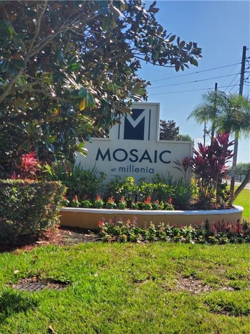 Orlando Condo: 3751 Conroy Rd. #2338