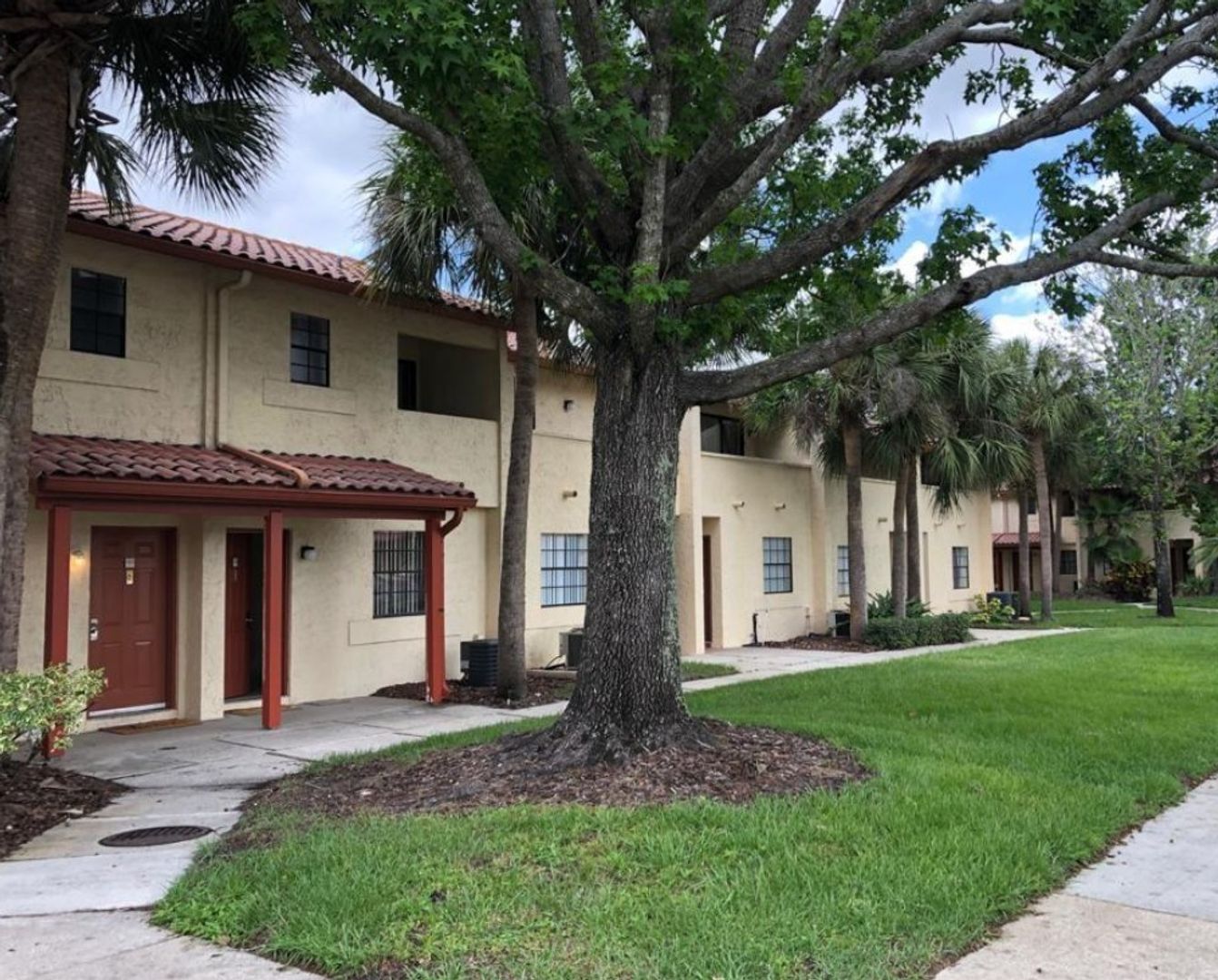 Orlando House: 10260 Turkey Lake Rd