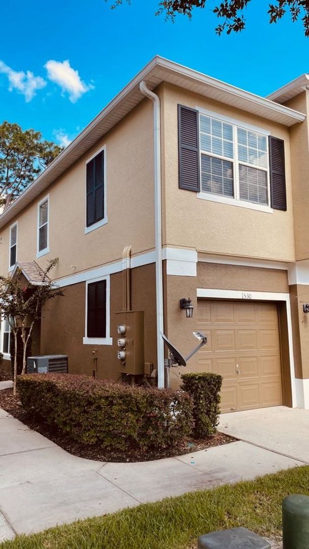 Winter Garden House: 1530 Broken Oaks Drive
