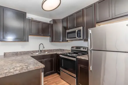 Metro Tucson *Newly Remodeled Units* – photo 1