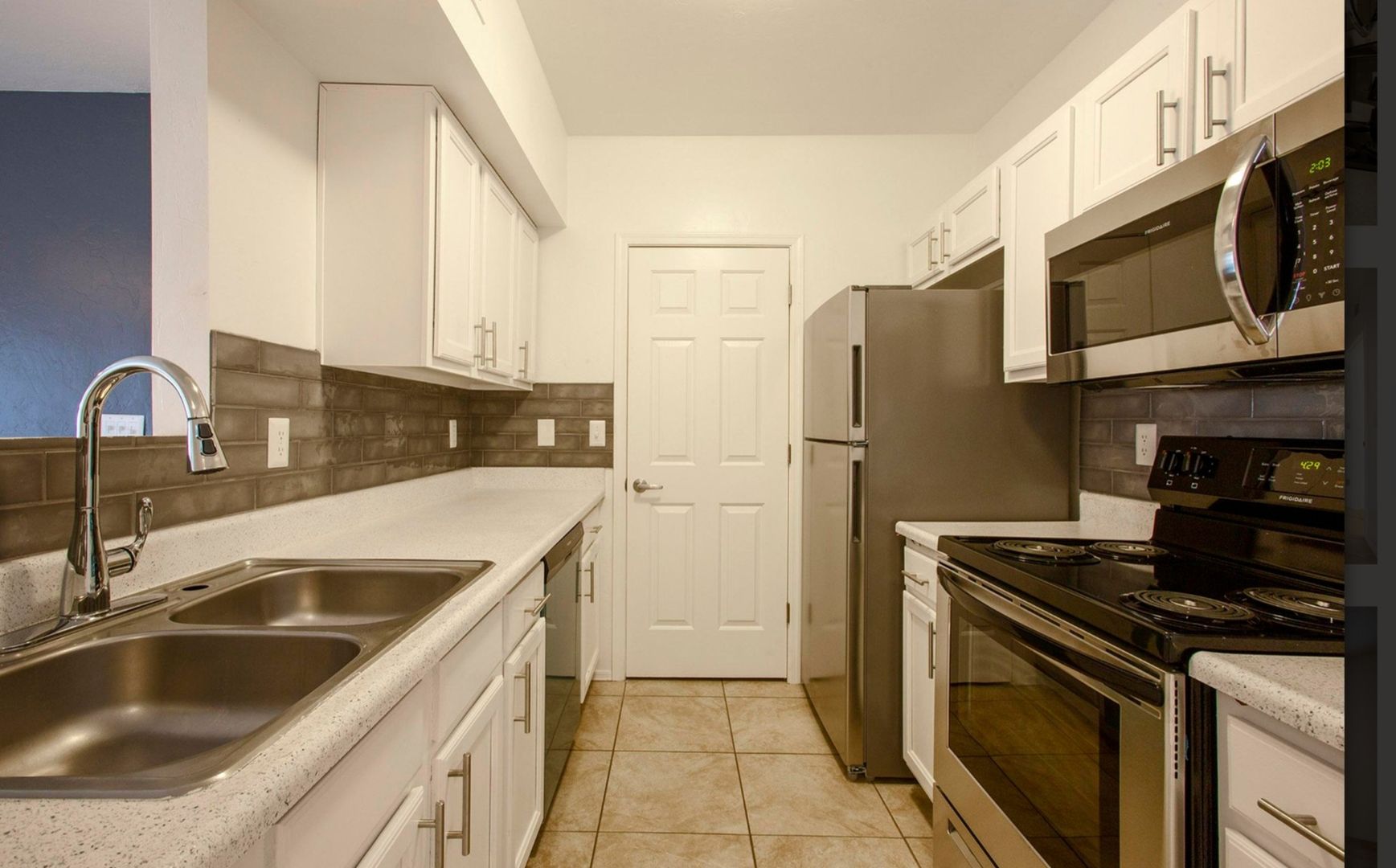 Tucson Apartment: 2050 N Pantano Rd
