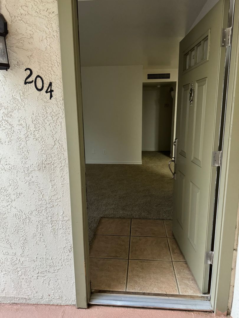TUCSON Apartment: 260 S PANTANO RD